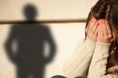 Λαμία: Χειροπέδες σε συνταξιούχο μεγαλοδικηγόρο - Φέρεται να βίαζε τα εγγόνια του!