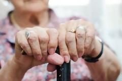 Λευκωσία: 17χρονος βίασε 81χρονη στο σπίτι της