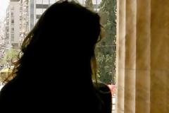 Γνωστή κυρία «δάγκωσε» πολλούς επαγγελματίες