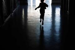 Εξέλιξη ΣΟΚ στη Λαμία: Ύποπτη και η μητέρα για κακοποίηση των παιδιών