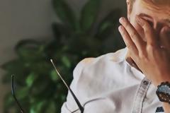 Έρπης στα μάτια: Τι επιπλοκές μπορεί να προκαλέσει;