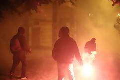 Φτάνει πια με τα χτυπήματα στην πλάτη - του Γιάννη Τσοκαναρίδη