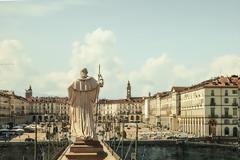 Ανοίγει σήμερα στο Τορίνο η αυλαία της 66ης συνεδρίασης της Λέσχης Bilderberg