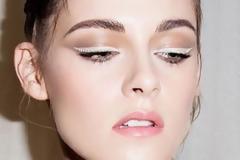 Το beauty trend που ήρθε να αντικαταστήσει το highlighter