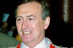 Στήβεν Σόντερς: Η μέρα που η 17 Νοέμβρη εκτέλεσε τον Βρετανό Ταξίαρχο (ΦΩΤΟ - ΒΙΝΤΕΟ)