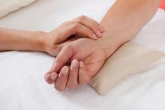 Πόσοι είναι οι φυσιολογικοί παλμοί της καρδιάς και πώς να τους μετράς;