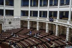 Κατατέθηκε στη Βουλή το πολυνομοσχέδιο με τα προαπαιτούμενα