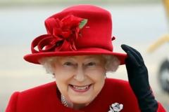 Σε επέμβαση για αφαίρεση καταρράκτη υποβλήθηκε η βασίλισσα Ελισάβετ