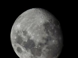 Φωτογραφία για Γιατί η Σελήνη έχει διαφορετική εμφάνιση στο βόρειο και το νότιο ημισφαίριο;
