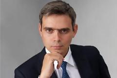 Κ. ΚΑΡΑΓΚΟΥΝΗΣ: «ΑΝ Ο κ. ΚΑΜΜΕΝΟΣ ΘΕΩΡΕΙ ΜΕΙΖΟΝ ΖΗΤΗΜΑ ΤΟ ΣΚΟΠΙΑΝΟ, ΕΠΡΕΠΕ ΝΑ ΕΧΕΙ ΑΠΟΧΩΡΗΣΕΙ ΑΠΟ ΤΗΝ ΚΥΒΕΡΝΗΣΗ»