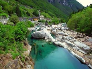 Φωτογραφία για Verzasca Valley: Η «εξωτική» κοιλάδα της Ελβετίας!