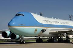 Ένα AirForce 1 βρίσκεται ήδη στη Σούδα και αναμένουμε και δεύτερο! Τι γίνεται με την προσγείωση Τραμπ