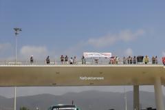 Διαμαρτυρία κατοίκων για την τιμολογιακή πολιτική στη Γέφυρα Ρίου- Αντιρρίου (φωτο-video)