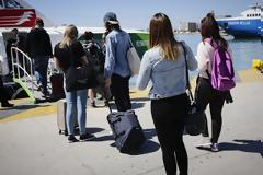 Ξάφριζαν αποσκευές επιβατών στο λιμάνι - Τους έπιασαν απ'αυτοφόρω οι λιμενικοί