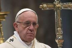 Πάπας Φραγκίσκος: Ο κόσμος πρέπει να στραφεί προς τα καθαρά καύσιμα