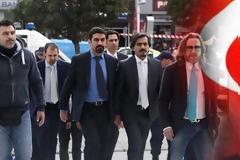 Σε στρατόπεδο οι 8 Τούρκοι αξιωματικοί υπό τον φόβο απαγωγής ή δολοφονίας