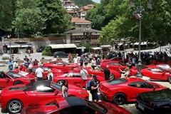 Ιωάννινα: Δεκάδες Ferrari κατέκλυσαν την πόλη