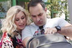 Κατερίνα Καραβάτου – Κρατερός Κατσούλης: Βάφτισαν τον γιο τους - Ποιοι επώνυμοι τους τίμησαν με την παρουσία τους! [photos]