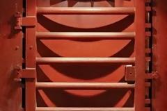 Δε θα πιστεύετε που οδηγεί αυτή η πόρτα... [photos]