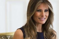 Melania Trump: Δεν μπορεί να ταξιδέψει  με το αεροπλάνο! Τι συνέβη;