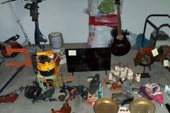 Χειροπέδες σε 4 αλλοδαπούς που έκλεβαν ό,τι έβρισκαν από εξοχικές κατοικίες