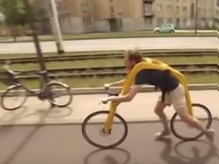 Φωτογραφία για Δείτε το ποδήλατο χωρίς πετάλια και σέλα αλλά... με πολλή πλάκα [video]