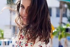 Eνα μάξι φόρεμα ξετρέλανε τα κορίτσια της μόδας - Αέρινο, με floral prints