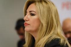 Γεννηματά: Ανεξέλεγκτοι κουκουλοφόροι εφορμούν από σήμερα και στο υπουργείο Δημόσιας Τάξης