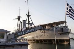 ΚΚΕ: Ποιος κάλεσε τον Παππά στο Αβέρωφ;