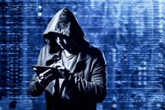 Απίστευτη διαδικτυακή απάτη: Αυτή είναι η φωτογραφία που δεν πρέπει ΠΟΤΕ να ανεβάζετε στα social media