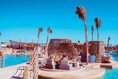 Υποβρύχιες σουίτες γνωριμιών στη Μύκονο έναντι €15.000!