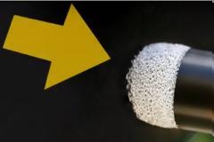 Προσοχή: Αν δείτε αυτό κολλημένο στο αυτοκίνητό σας καλέστε αμέσως την αστυνομία!