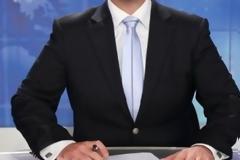 Κέρασε γλυκά του συναδέλφους του και αποχώρησε από το κανάλι μετά από 25 χρόνια! [video]