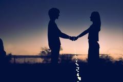 Οι άνθρωποι που σε παρακινούν να ονειρεύεσαι, αξίζουν περισσότερο από τα όνειρά σου τα ίδια