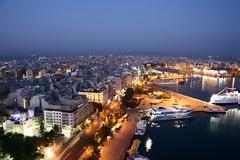Ο Δήμος Πειραιά εισπράττει 1,9 εκατ. ευρώ αντισταθμιστικό όφελος για τη λειτουργία του λιμανιού
