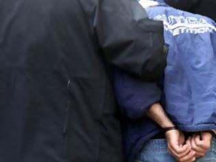 Φωτογραφία για Μεσολόγγι: Σύλληψη 13χρονου για διακεκριμένες περιπτώσεις κλοπών!