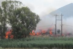 Φωτιά εκδηλώθηκε στη χωματερή της Λευκάδας (φωτο)