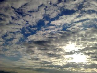 Φωτογραφία για Ραγδαία επιδείνωση του καιρού: Χαλάζι και πτώση της θερμοκρασίας από την καταιγίδα «Μίνωας»
