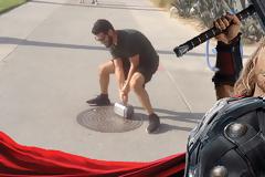 Δημιούργησε το σφυρί του Θορ και μόνο αυτός μπορεί να το σηκώσει [video]