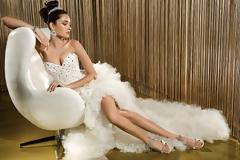 Δείτε τα πιο...περίεργα νυφικά σε όλο τον κόσμο