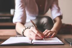 5 λόγοι να γράφεις τις σκέψεις σου