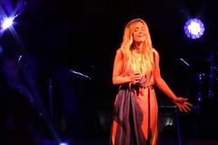 Η Νατάσσα Μποφίλιου στο Θέατρο Γης στη Θεσσαλονίκη