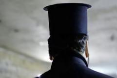 Ημαθία: Ιερέας έκρυβε κοκαΐνη στα απόκρυφα κάτω από το... ράσο!