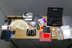 Χειροπέδες σε 10 άτομα για διακίνηση ναρκωτικών σε Εύβοια και Αττική (ΦΩΤΟ)