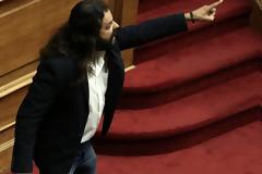 Ποινική δίωξη για εσχάτη προδοσία στον Κωνσταντίνο Μπαρμπαρούση