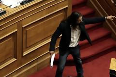 Έκανε «κωλοτούμπα» ο Μπαρμπαρούσης και ανακαλεί τις δηλώσεις του - «Παρερμηνεύτηκαν τα όσα είπα»