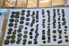 Αλβανοί διακινούσαν κλεμμένες ελληνικές εικόνες και αρχαιολογικά αντικείμενα σε ξένες αγορές