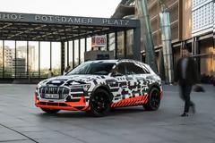 Η κατάργηση των εξωτερικών καθρεφτών των αυτοκινήτων ξεκίνησε