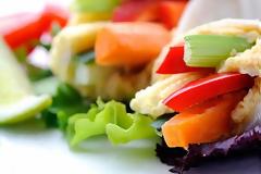 Χρειάζεστε μόνο 10 λεπτά για ένα απόλυτα υγιεινό γεύμα!