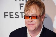 Έλτον Τζον: Τα social media έχουν ευθύνη για την ρητορική μίσους